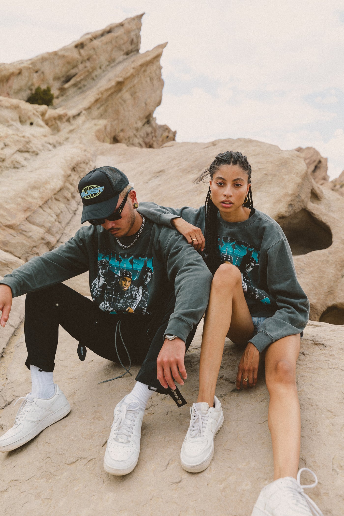 BLXST Lightning Vintage Black Crewneck