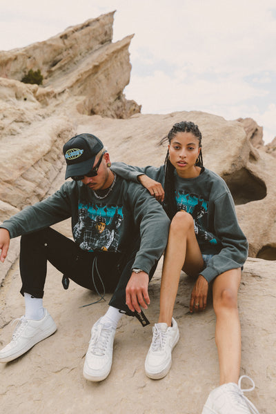 BLXST Lightning Vintage Black Crewneck
